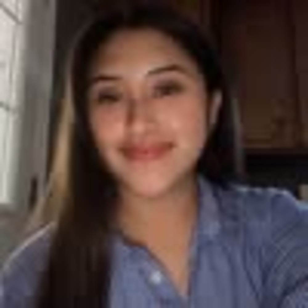 Meet your Posher, Elena